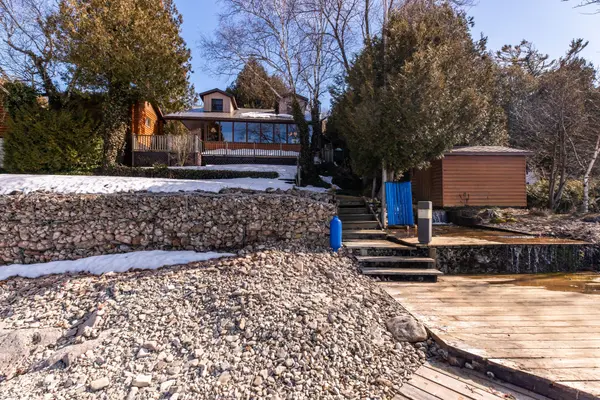 36 William ST, Northern Bruce Peninsula, ON N0H 1W0