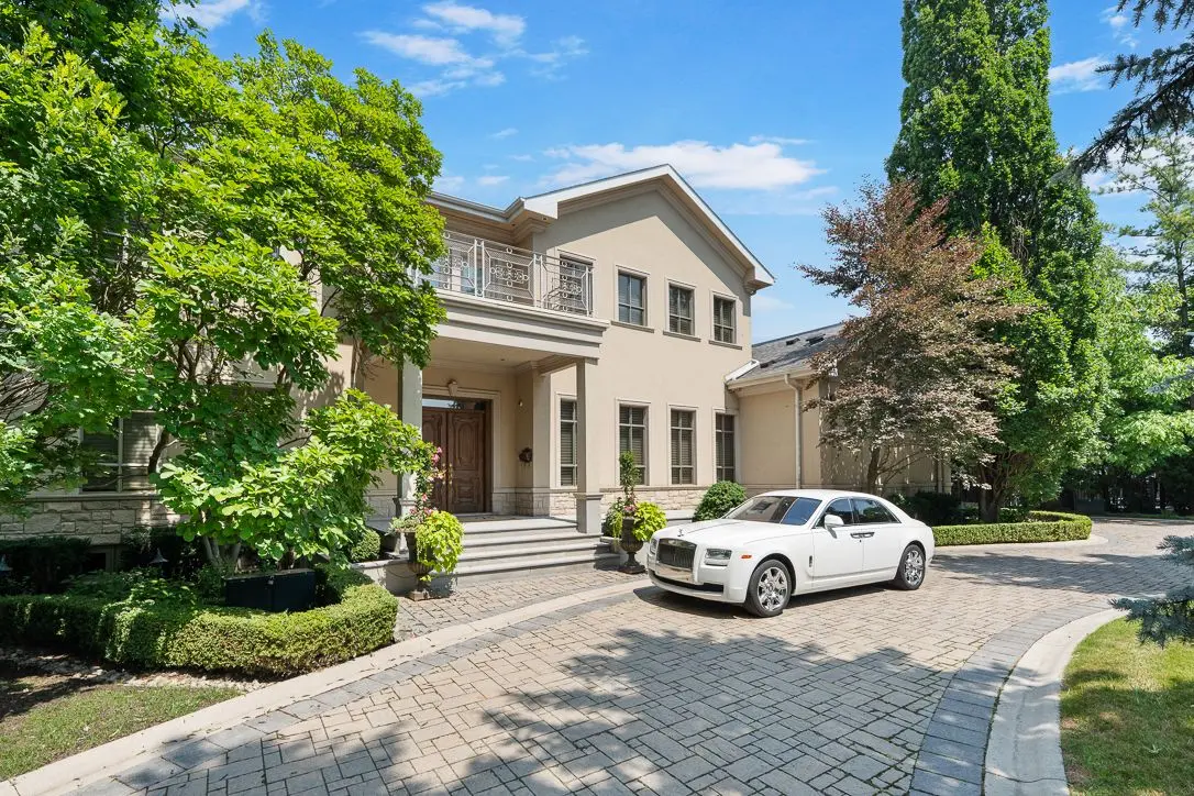 19 RIVERSIDE BLVD, Vaughan, ON L4J 1H4