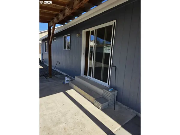 Winston, OR 97496,182 WOODDUCK ST