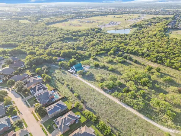 14 S Holland Road, Mansfield, TX 76063