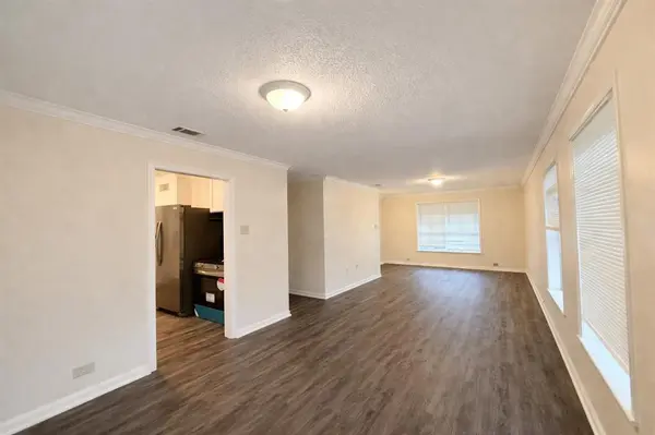 2806 E Atoll Drive, Dallas, TX 75216