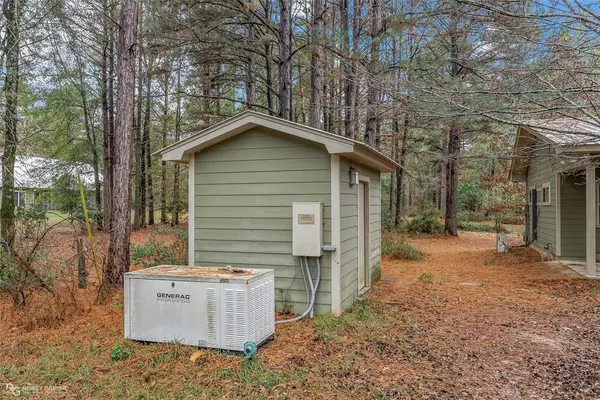 3100 Herren Road, Doyline, LA 71023