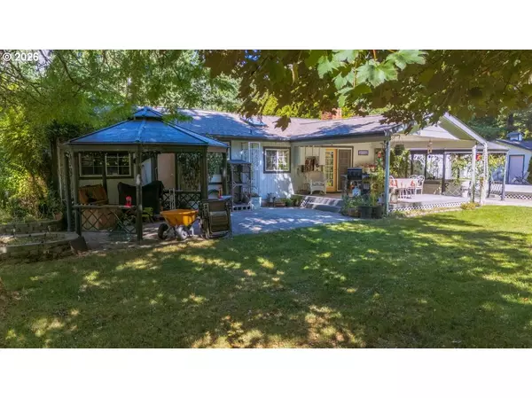 Azalea, OR 97410,1121 YEUST RD