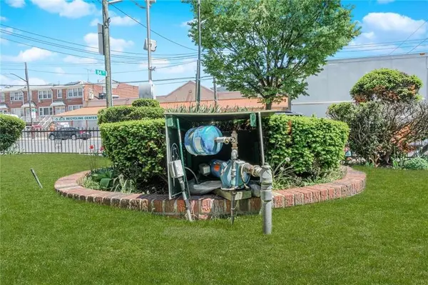 2502 84th ST, Brooklyn, NY 11214