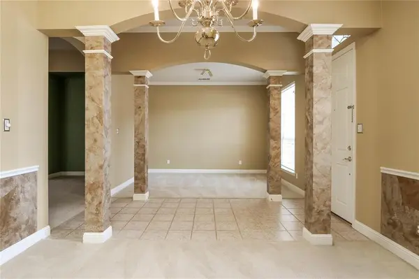 717 Summerfield Drive, Murphy, TX 75094