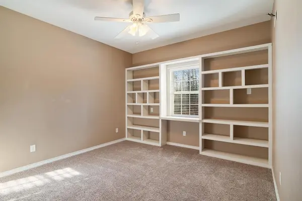 126 Hidden Lake Drive, Powderly, TX 75473