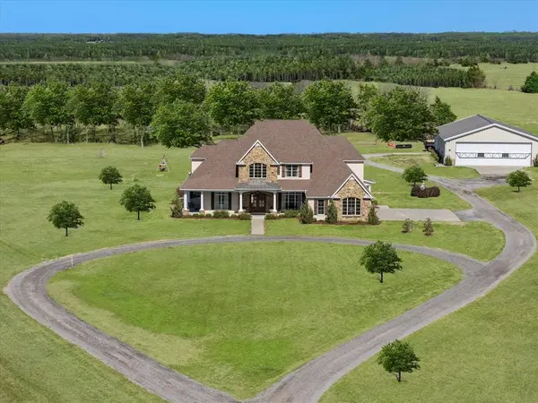 3086 County Road 4106, Greenville, TX 75401