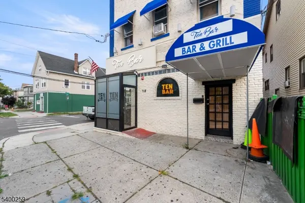 515 Jackson Ave, Elizabeth City, NJ 07201