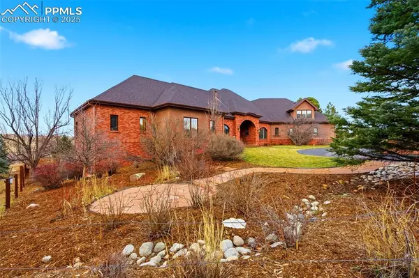 6208 Hay Meadow WAY, Sedalia, CO 80135