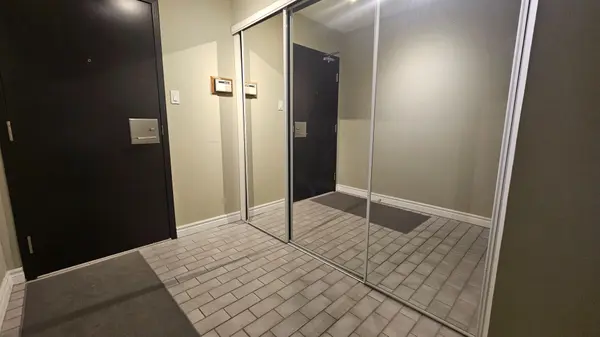 25 The Esplanade N/A #1922, Toronto C08, ON M5E 1W5