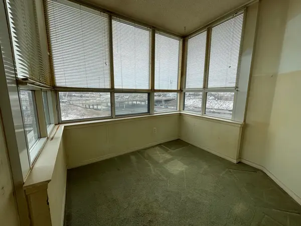 1625 Pickering Pkwy #607, Pickering, ON L1V 6Z6