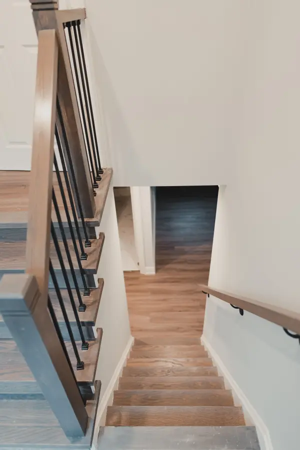 588 Marksbury RD, Pickering, ON L1W 2S8