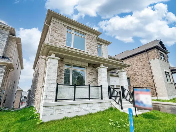 26 Hearn ST, Bradford West Gwillimbury, ON L0G 1B0