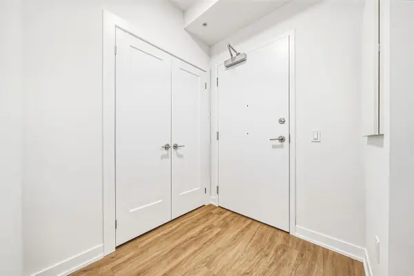 155 Greenbrier RD #301, Cambridge, ON N1P 0B3