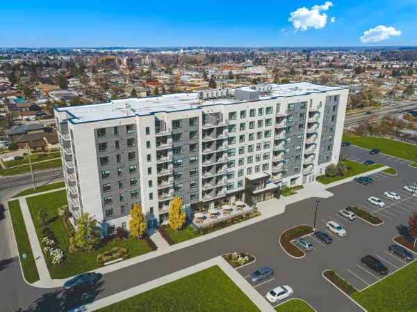 155 Greenbrier RD #306, Cambridge, ON N1P 0B3