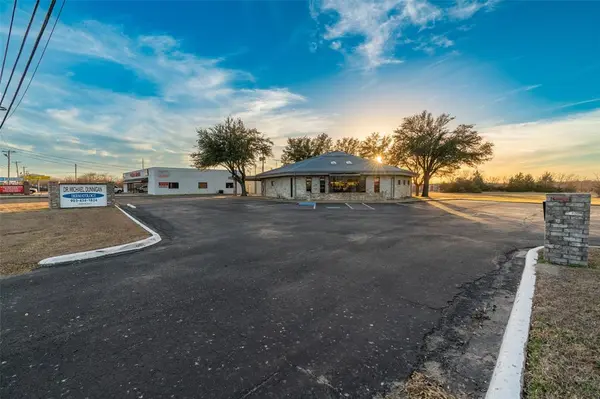 8506 WESLEY, Greenville, TX 75402