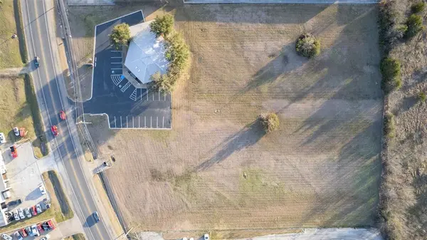 8506 WESLEY, Greenville, TX 75402