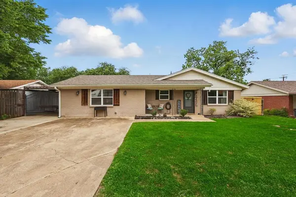8832 Kate Street, White Settlement, TX 76108