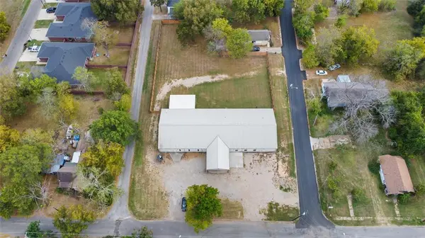 803 CHESTNUT Street, Commerce, TX 75428