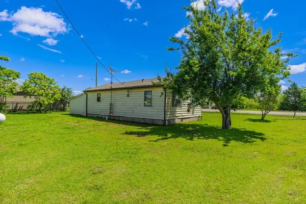 10806 FM 1570, Greenville, TX 75402