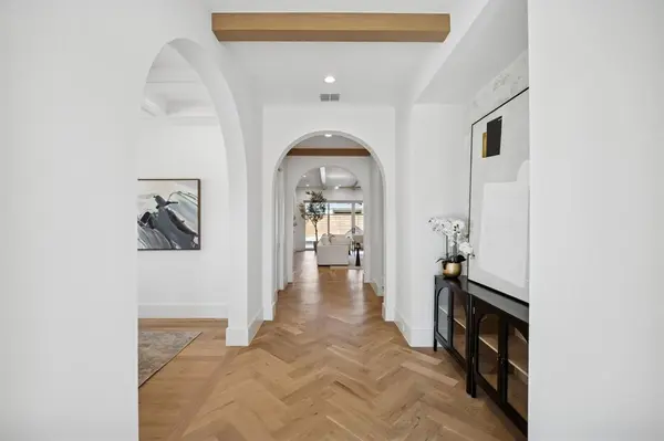 Dallas, TX 75220,3875 Dunhaven Road