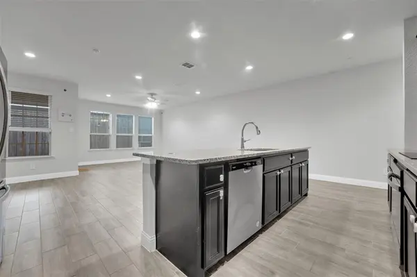 603 Sandiford Court, Mansfield, TX 76063