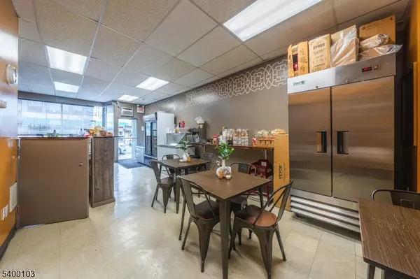 18 Watchung Ave, Plainfield City, NJ 07060