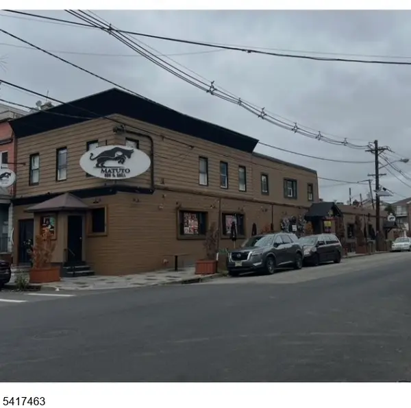 130 Main St, Newark City, NJ 07105