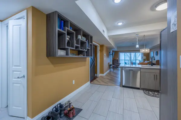 12 Erie BLVD #203, Norfolk, ON N0E 1M0