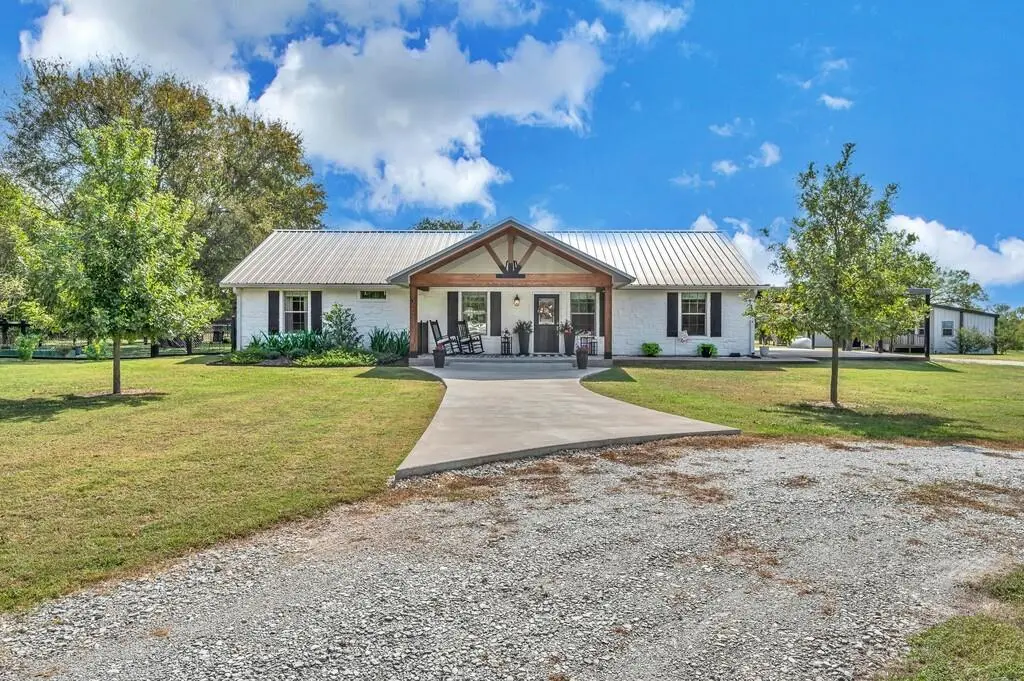 655 Buster Chatham Road, Waco, TX 76705