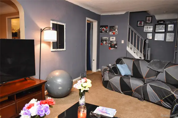 3985 Somerset AVE, Detroit, MI 48224