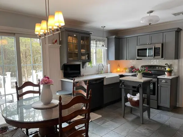 938 Potters Rd, Stillwater Twp., NJ 07860