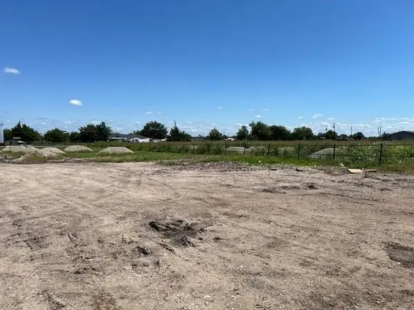 6274 N Fm 148, Terrell, TX 75160