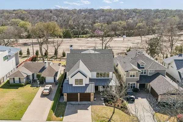 Dallas, TX 75214,6914 La Vista Drive