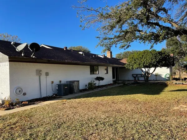 7380 FM 424, Cross Roads, TX 76227