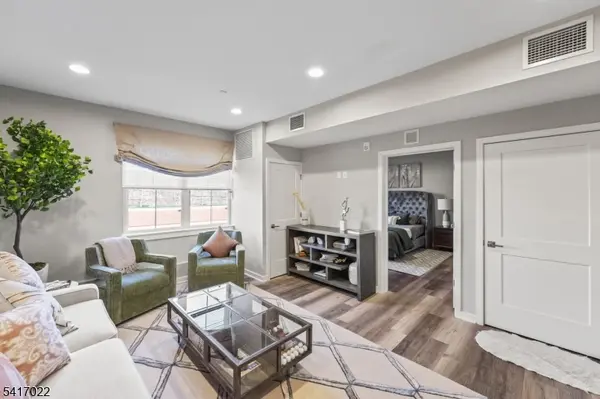 40 South Ave, Fanwood Boro, NJ 07023