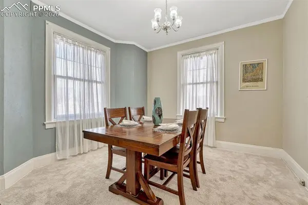 517 E San Miguel ST, Colorado Springs, CO 80903