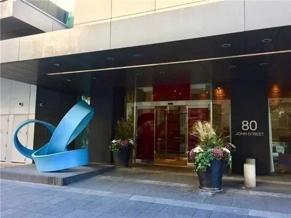 80 John ST #1502, Toronto C01, ON M5V 3X4