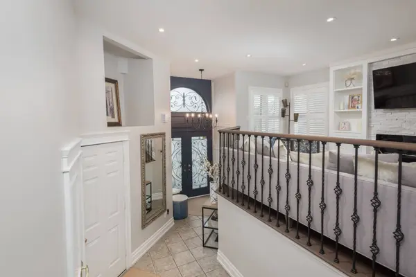 63 Rolling Hills LN, Caledon, ON L7E 1T8