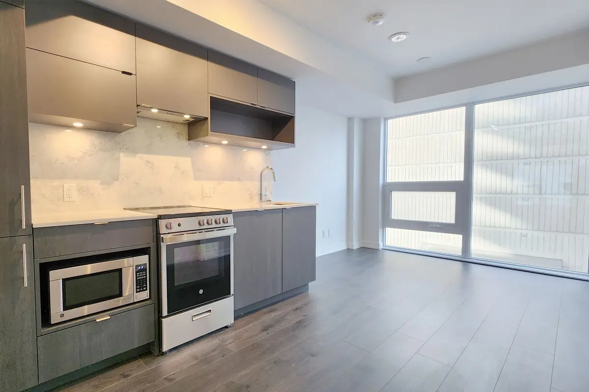 100 Queen ST E #715, Toronto C08, ON M5C 0B5