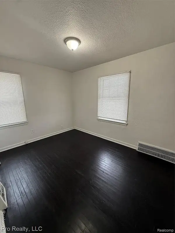 4139 17th St ST, Ecorse, MI 48229