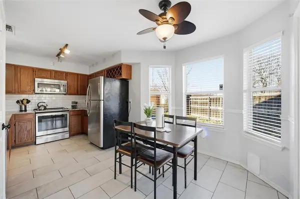 7428 Arbor Hill Drive, Fort Worth, TX 76120