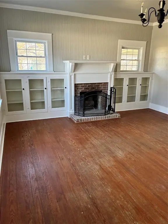 109 S West Street, Bangs, TX 76823