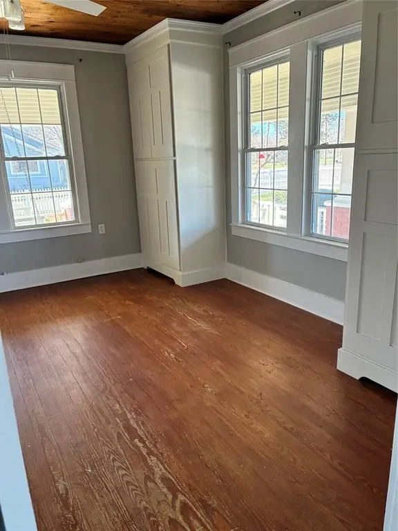 109 S West Street, Bangs, TX 76823