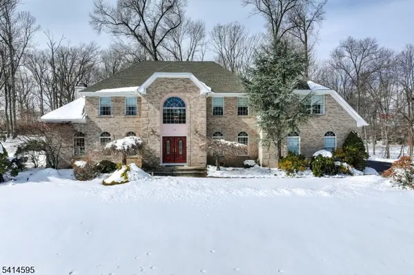 19 Woodshire Ter, Montville Twp., NJ 07082