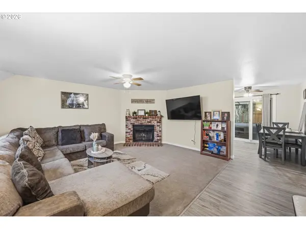 4193 SE WYNNWOOD DR, Hillsboro, OR 97123