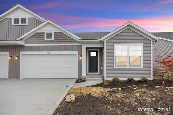 982 Scioto DR NW #3, Alpine Twp, MI 49321