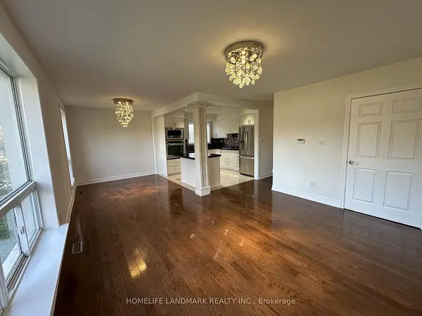 85 Aurora Heights DR, Aurora, ON L4G 2X1