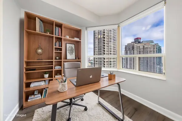 335 WEBB DR #PH104, Mississauga, ON L5B 4A1