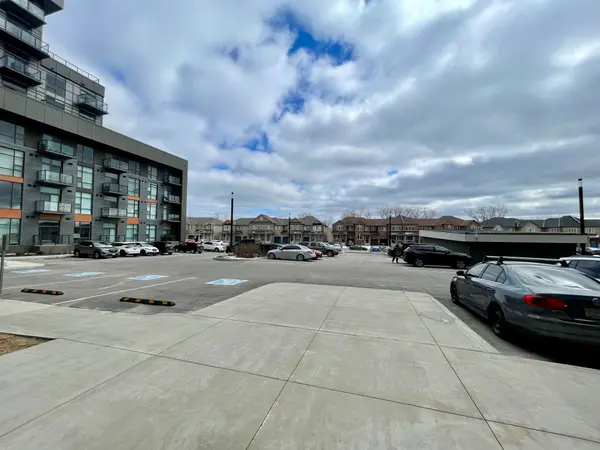 460 Dundas ST E #220, Hamilton, ON L8B 2A5